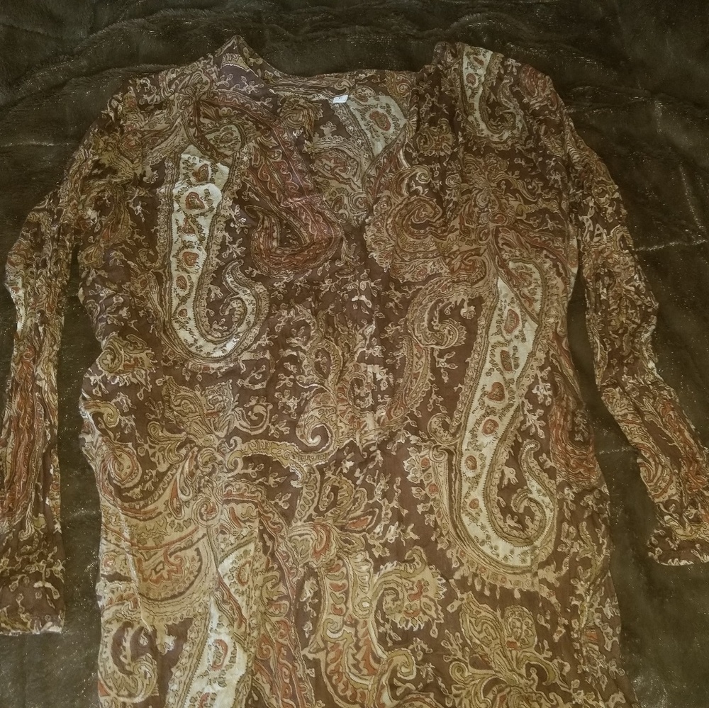 Shirt - Picture 2 of 4